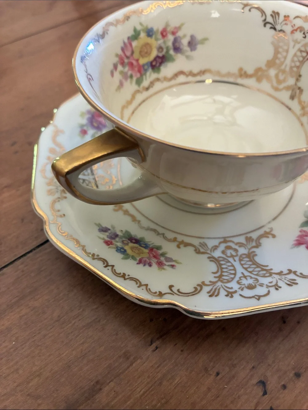 Heinrich H & C Selb Bavaria Germany Ivory Teacup and Saucer